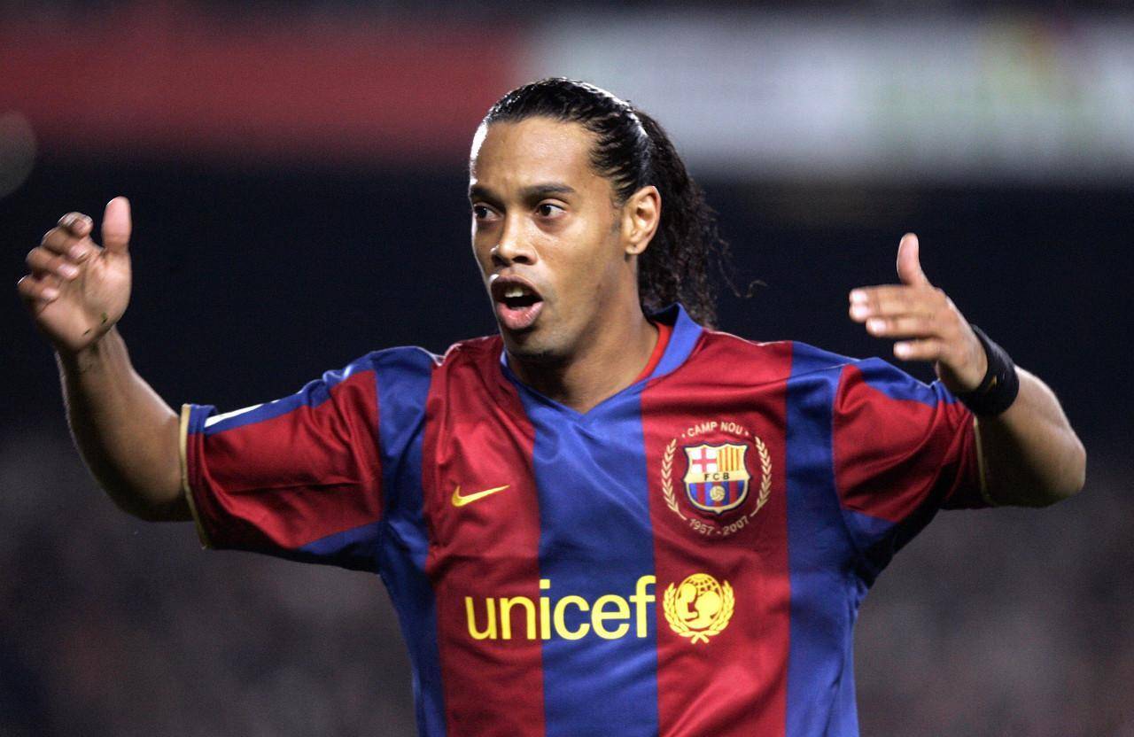 米兰网站-关于退役球星现状：小罗破产，卡卡从政，伊布当老板的信息