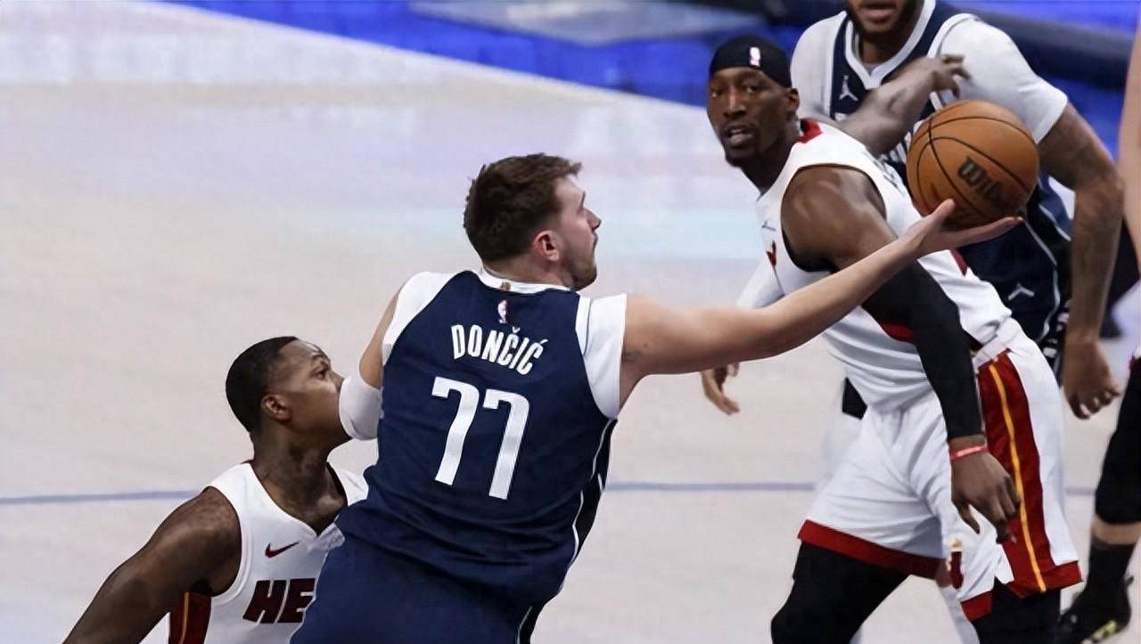 米兰中国官网-关于绝杀时刻！东契奇压哨三分助独行侠险胜湖人的信息