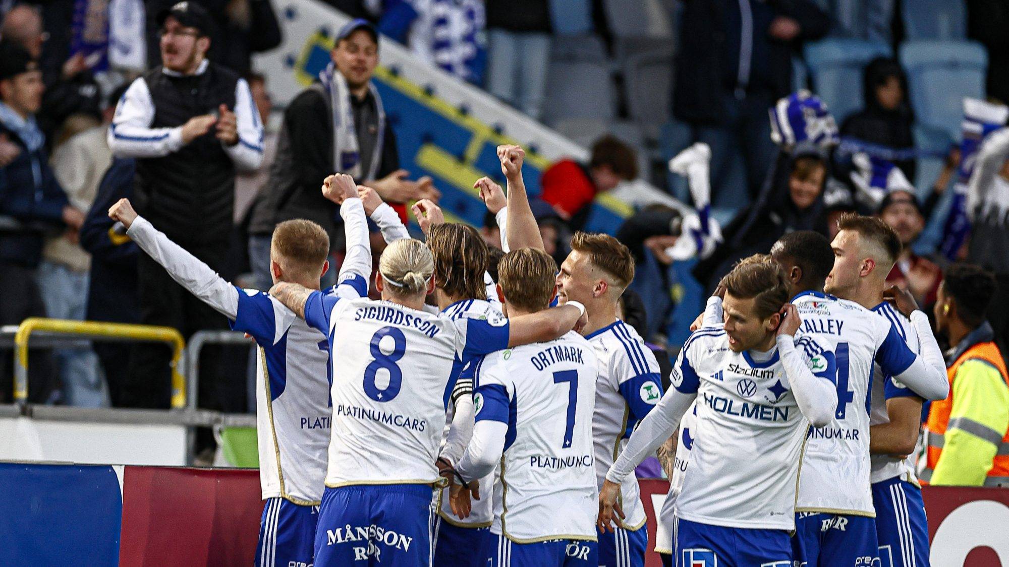 米兰官网-青训vs买人：切尔西10亿豪购，真的比拉玛西亚更有效？