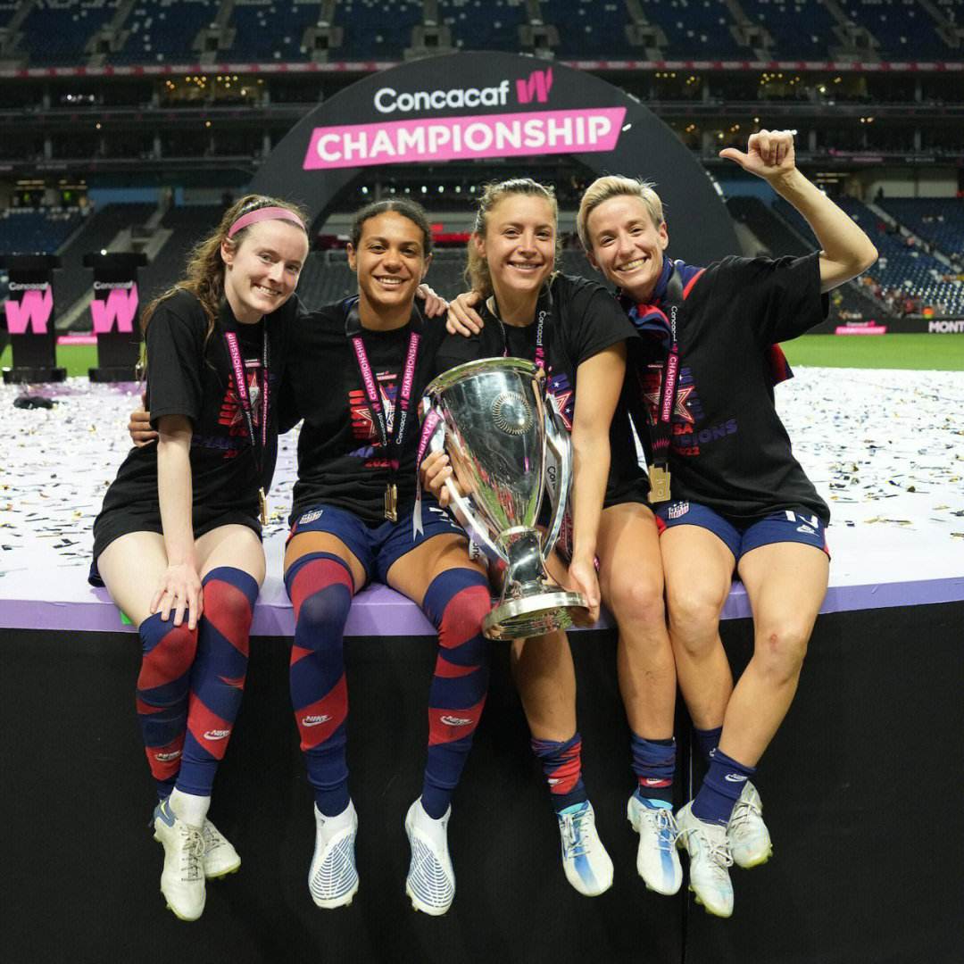 米兰网官网首页-女足同工同酬达成，美国足协历史性协议