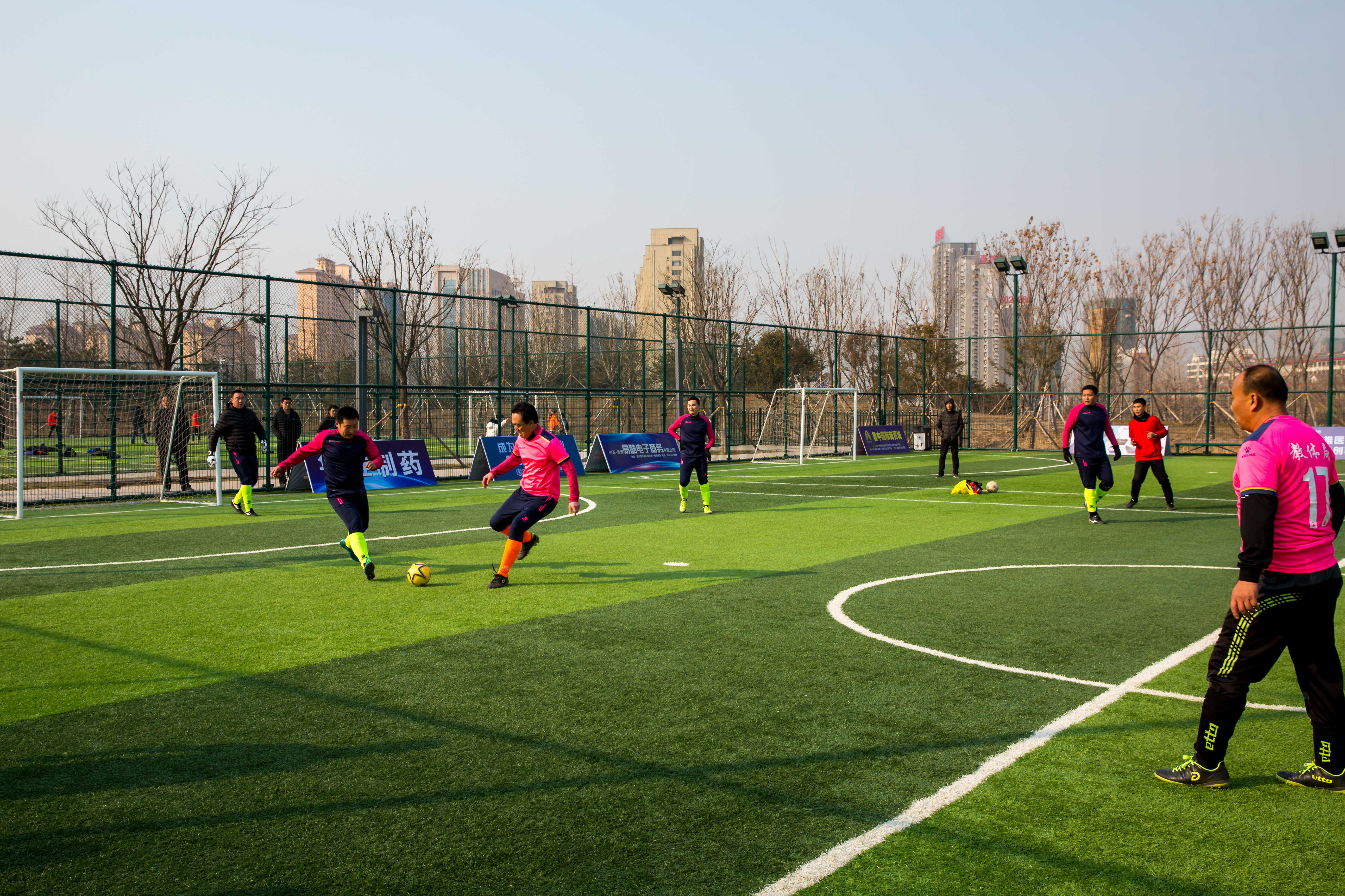 米兰网官网首页-全民运动季：晒出你的健身照赢好礼