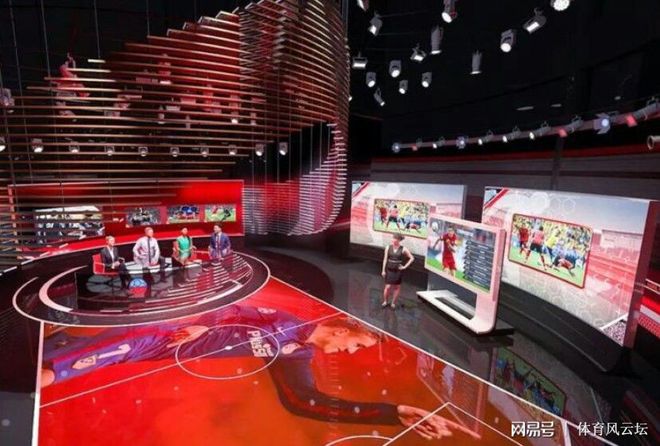 米兰app下载-体育版权天价争夺战，转播费再创新高