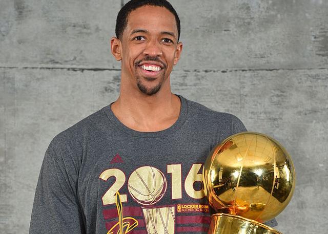 米兰app-火箭重建完成？年轻核心+高顺位新秀崛起