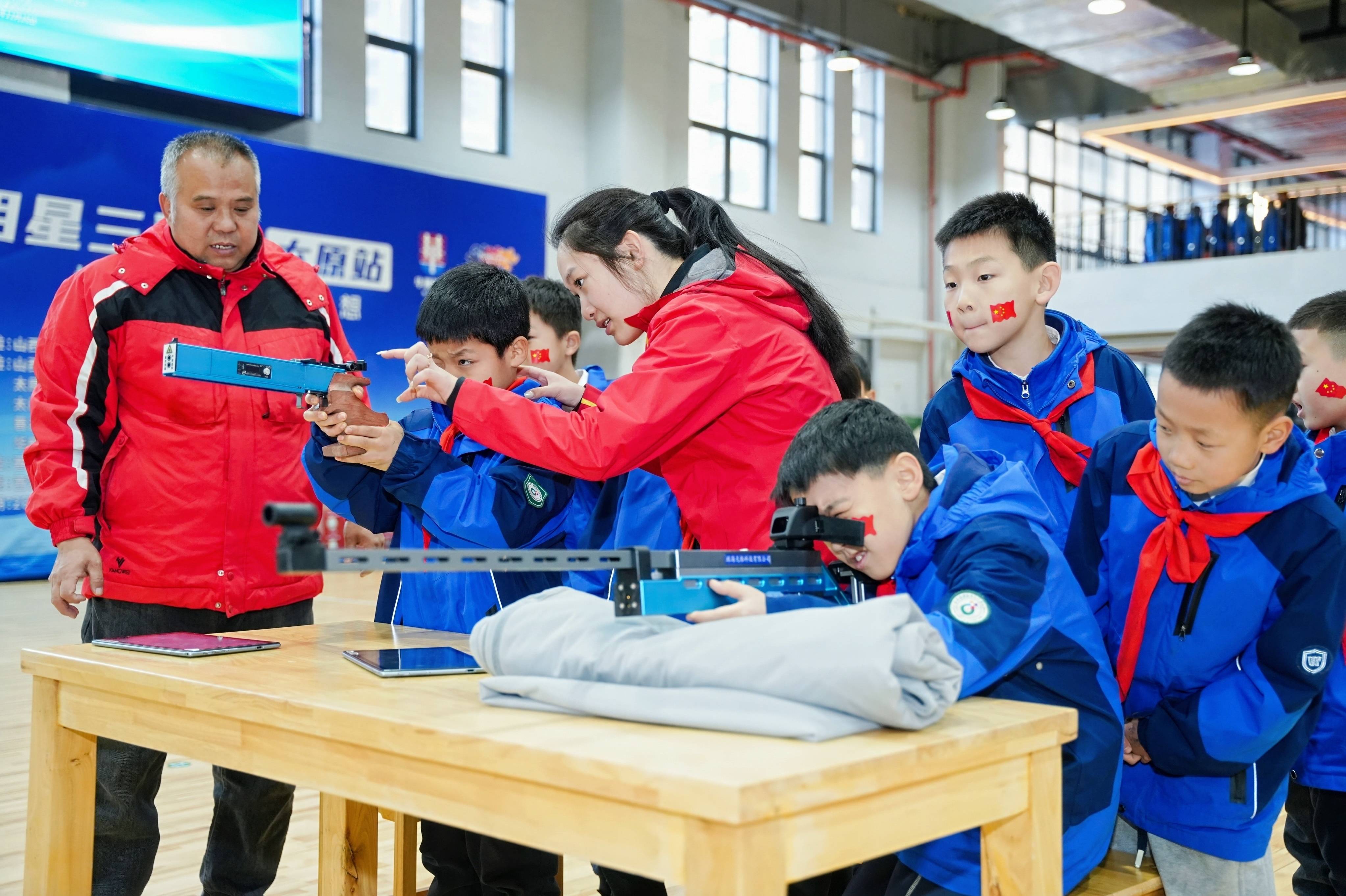 怎样成为校园体育明星？